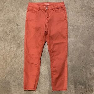 Time and Tru mid rise skinny jeans stretchy size 10